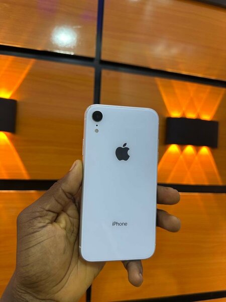 iPhone XR 128gig