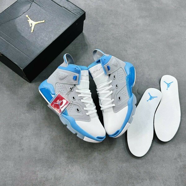 AIR JORDAN