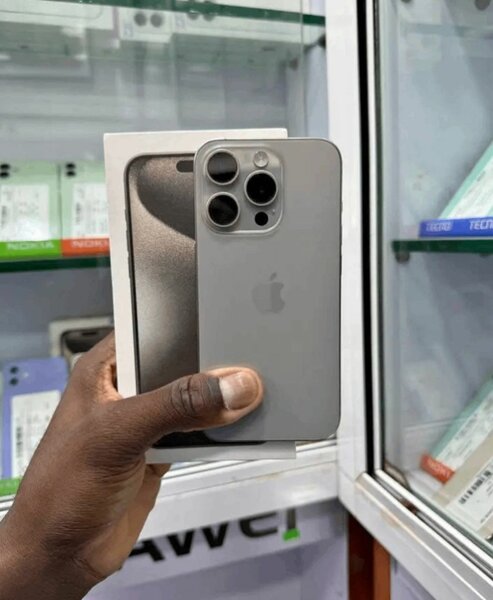 iPhone 14 Pro Max Gris
