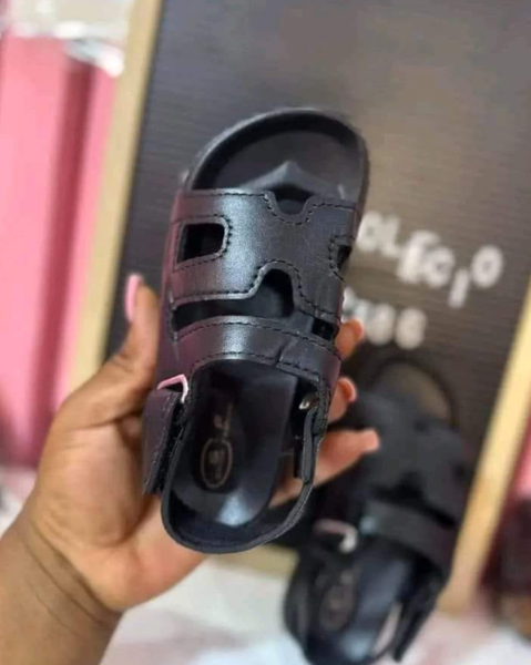 Kids shoes