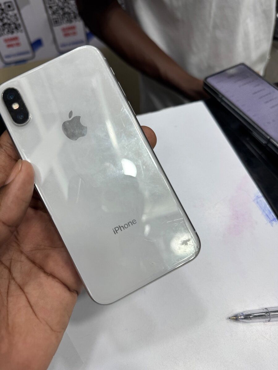 iPhone X 64Giga sans Face ID