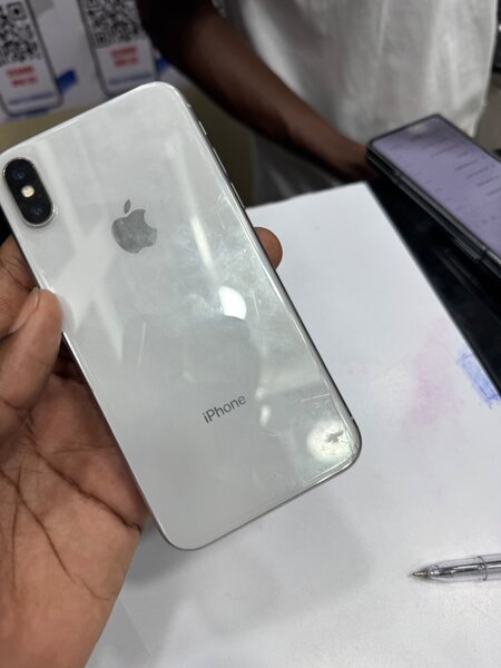 iPhone X 64Giga sans Face ID