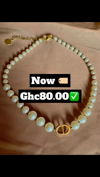 Pearl necklace