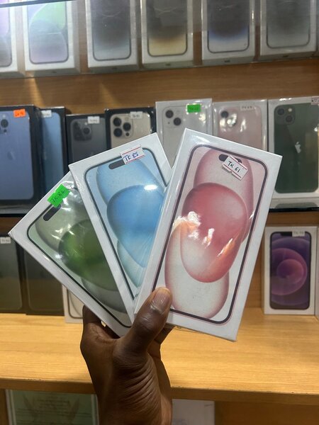 iPhone 15 128gb