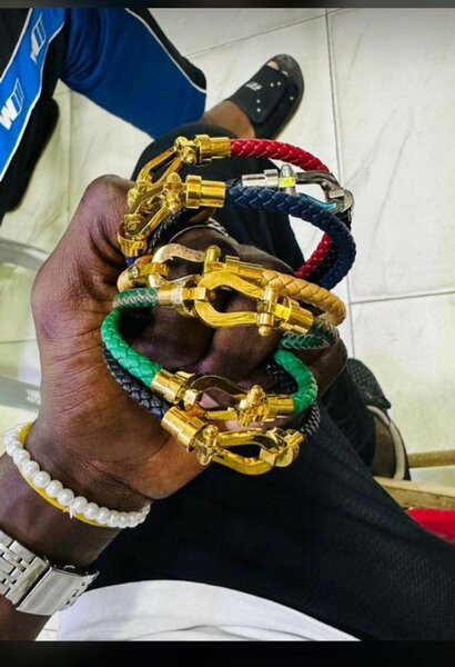Bracelet