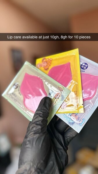 Lip mask