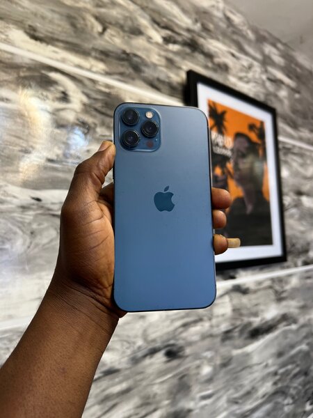 iPhone 12 Pro Max