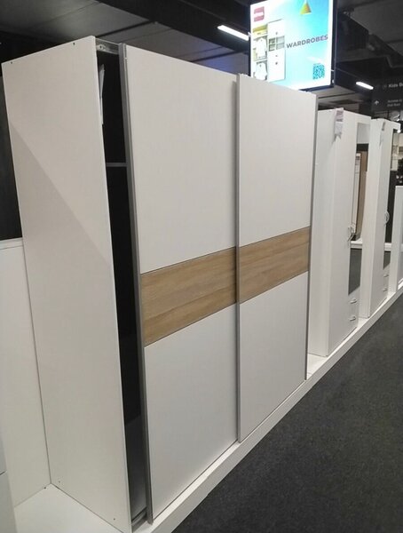 Lafabrica Wardrobe