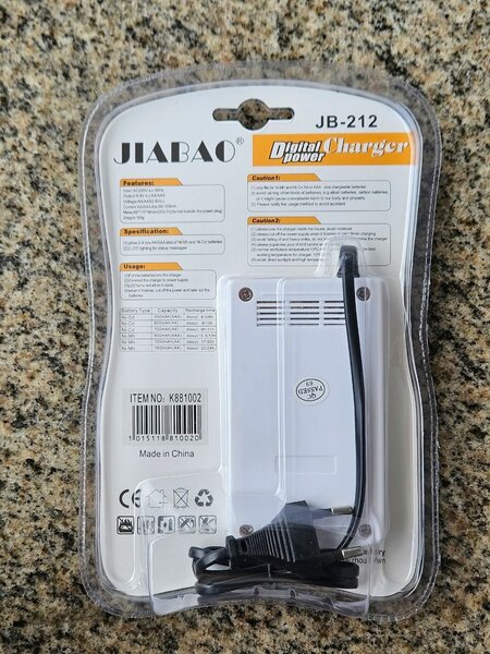 Chargeur batterie AA/AAA Jiabao