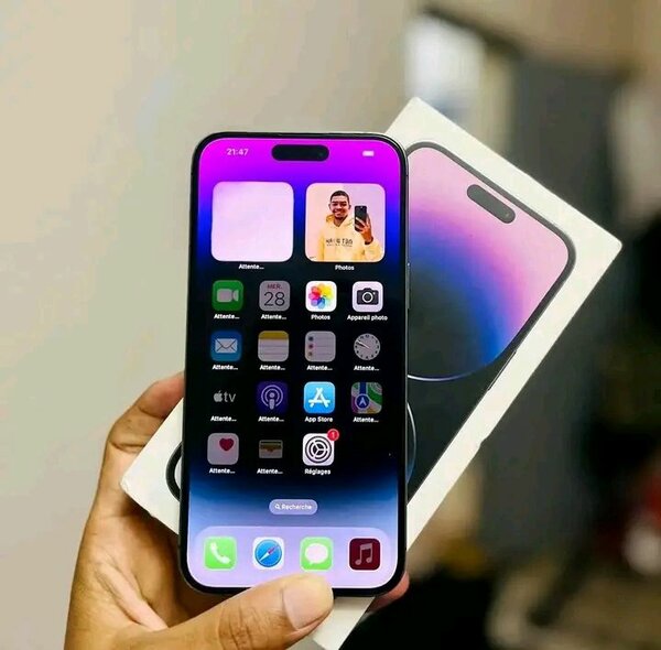 Apple iPhone Bleu Hébergement