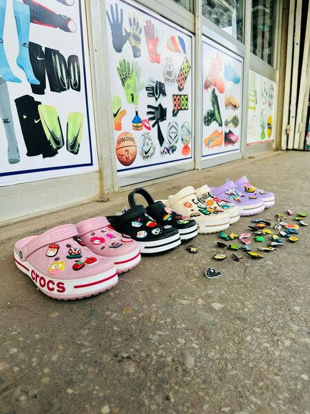 Crocs