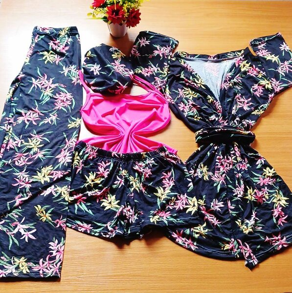 Night wear
