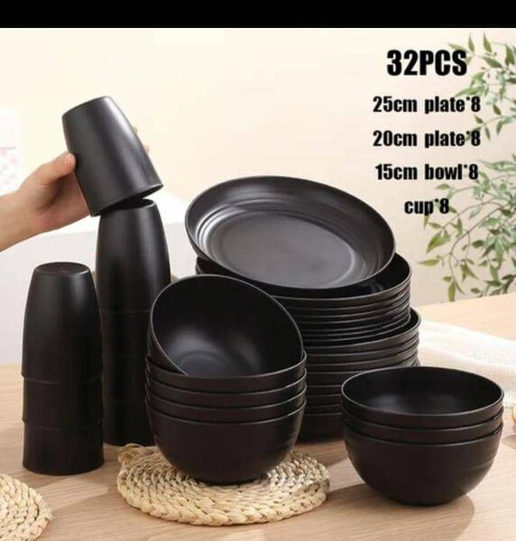 Straw/plastic  kitchen set