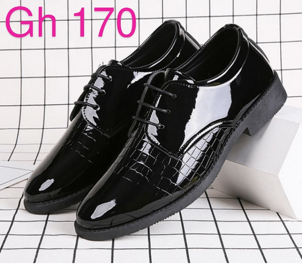 Shoe
