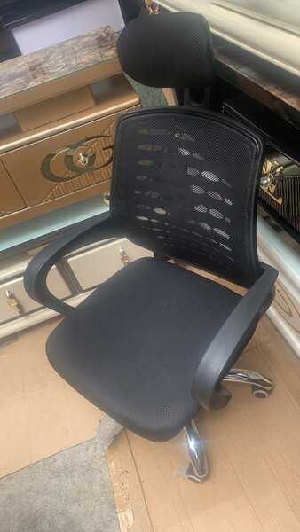 Swivel chair