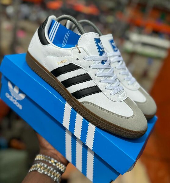 Chaussures adidas