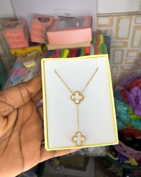  Beautiful necklace