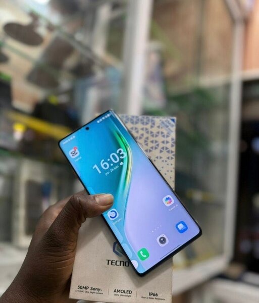 TECNO 40 pro 256gb
