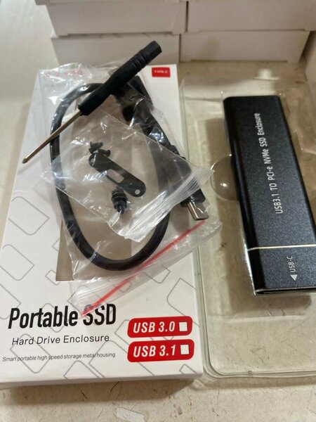 Disque dur externe SSD 1 Tera