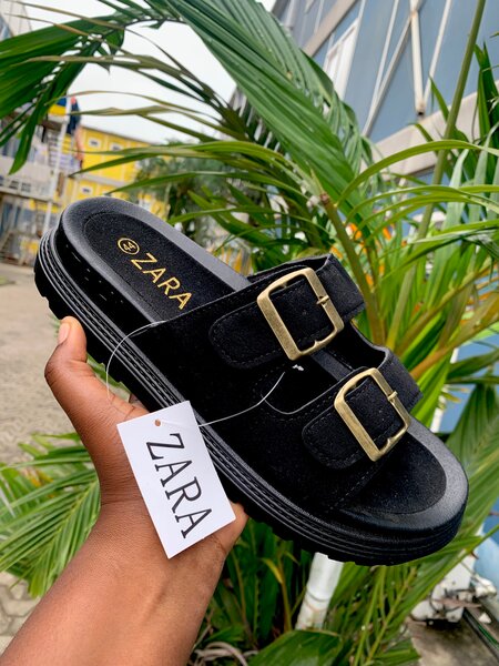Sandale Zara