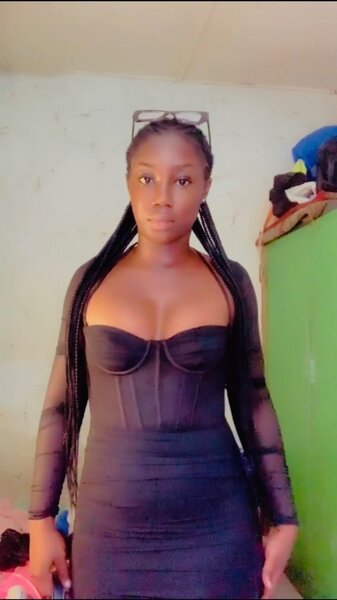 Robe noire élégante et sexy