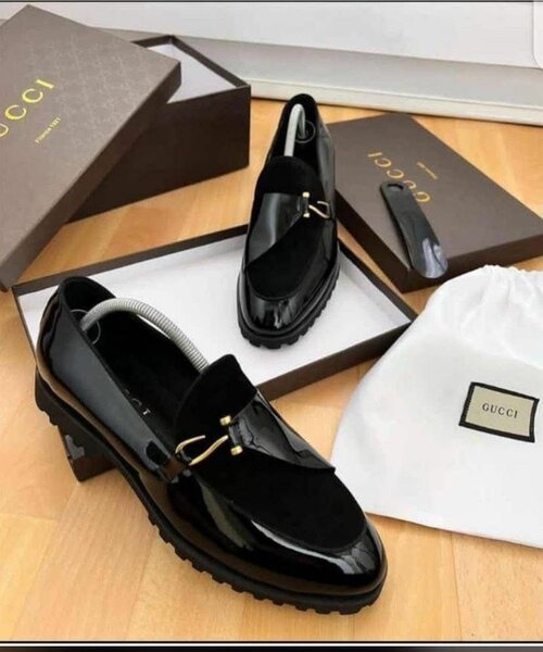 Chaussures habillées en cuir