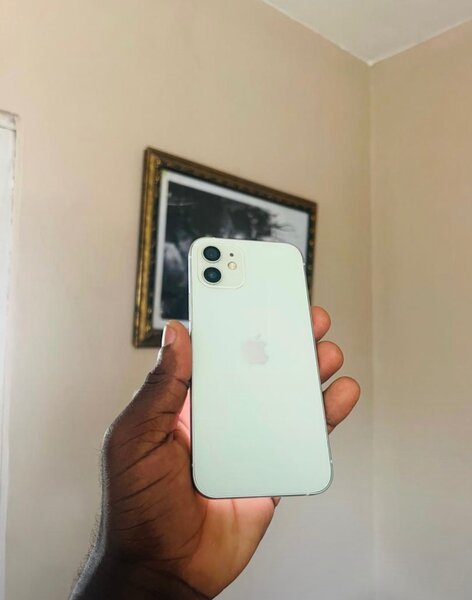iPhone 12