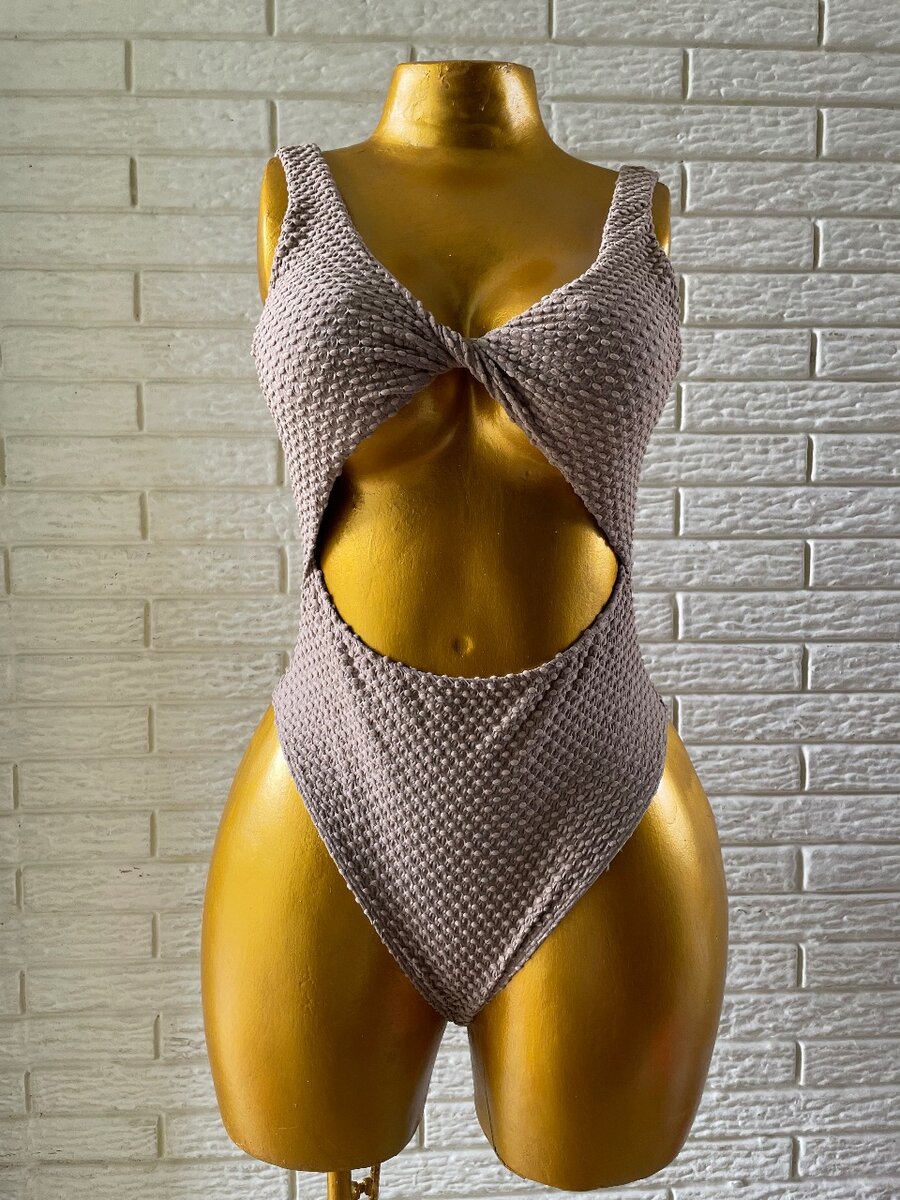 Maillot de Bain Découpé Élégant
