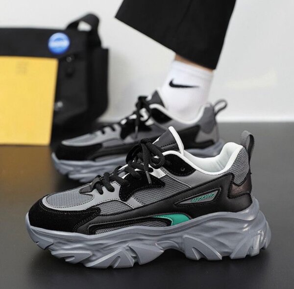 Men sneakers