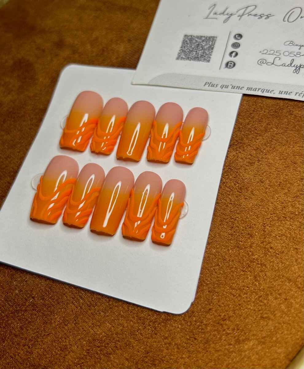 Baby orange (M)
