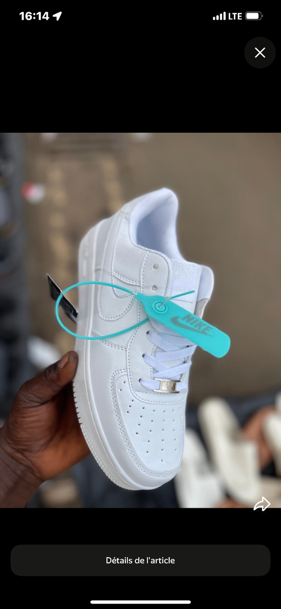 Chaussures blanches sport Nike
