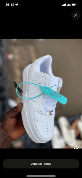 Chaussures blanches sport Nike