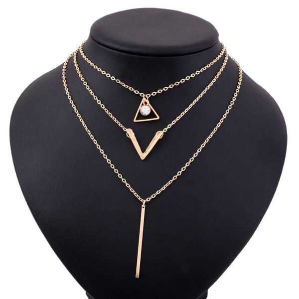 Collier multicouche doré élégant