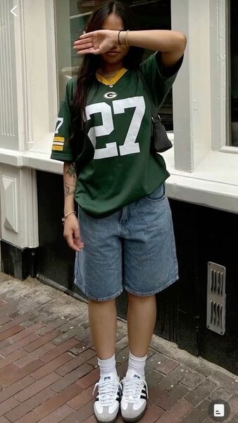 Baseball tops