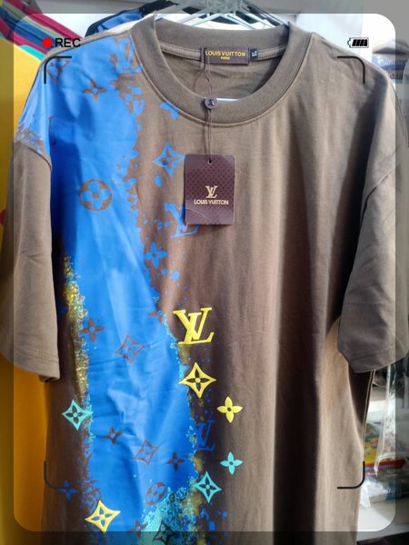 T shirt