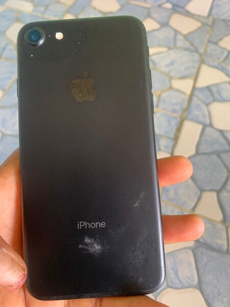 iPhone 7