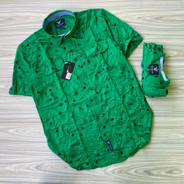 Double pocket shirt