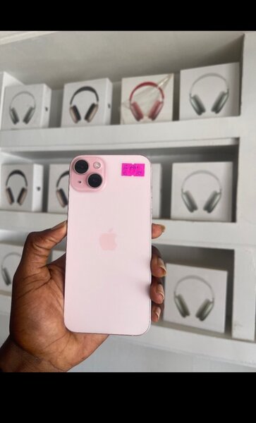 iPhone 15 plus