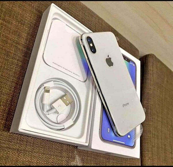 IPHONE X SIMPLE CAPACITÉ 64GB SCELLÉ DANS CARTON