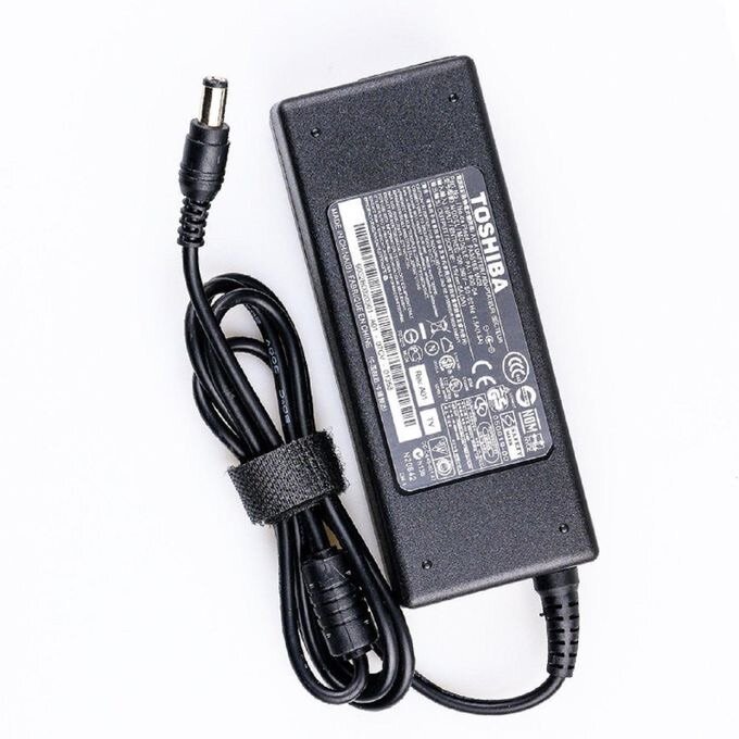 Chargeur TOSHIBA Pc portable + Câble.