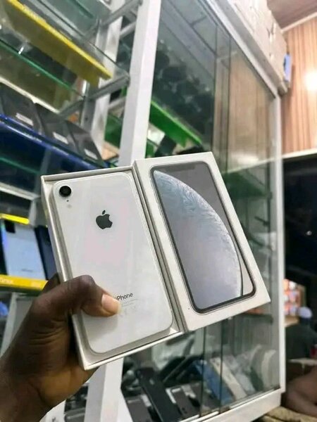 iPhone Blanc 128Go