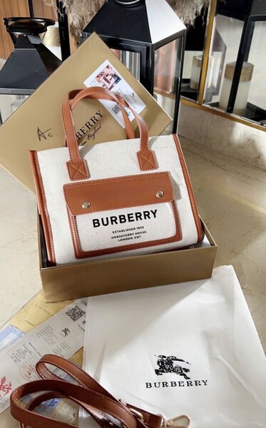 Ladies handbags