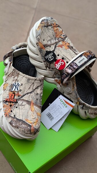 Design Crocs