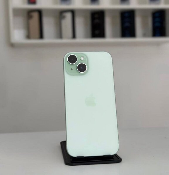 iPhone 15
