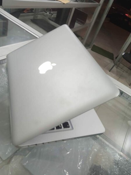 MACBOOK PRO 2012