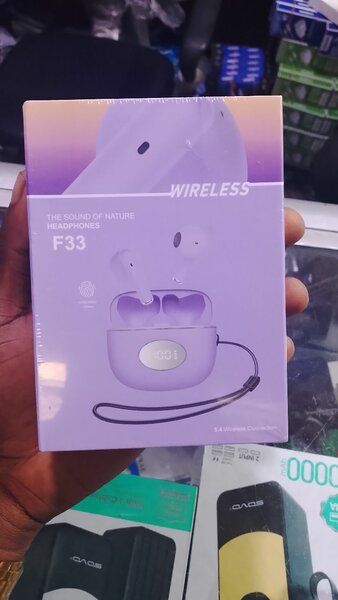 Écouteurs sans fil F33