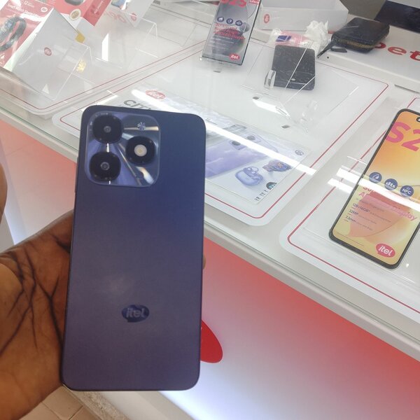 Itel A90