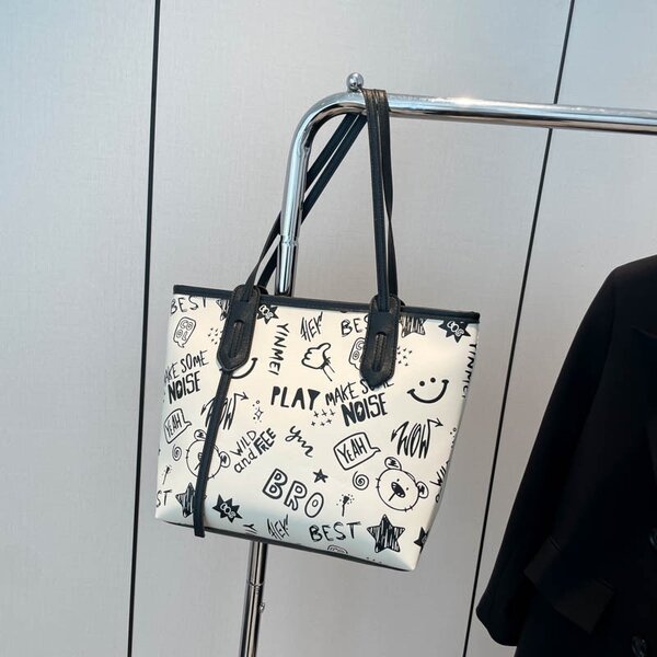 Classy Ladies tote bags