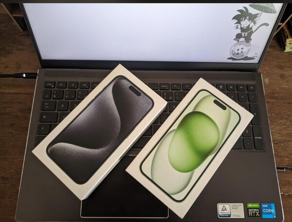 iPhone  15