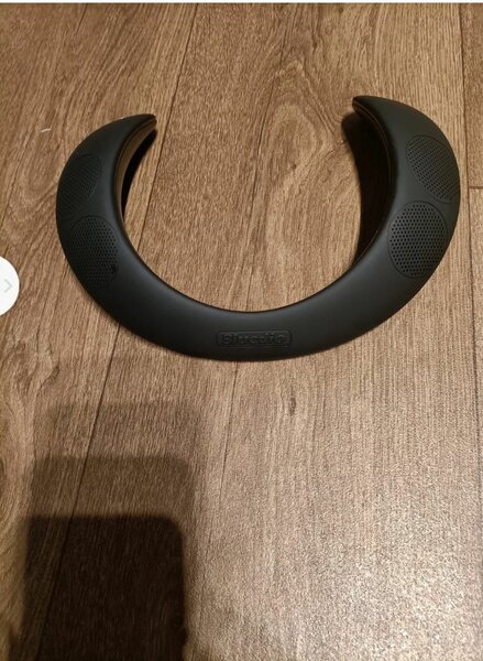 Neckwear speaker home used